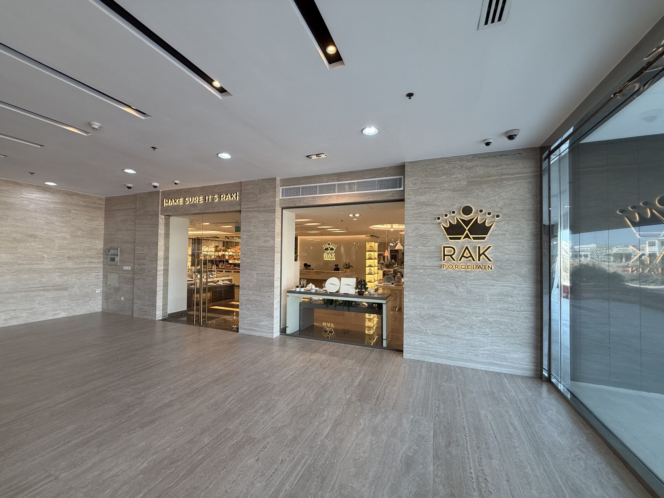 Interior design company in Dubai delivering modern corporate interiors